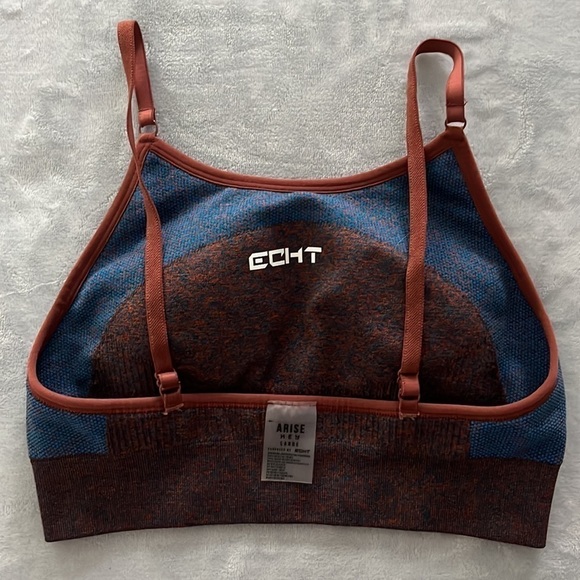 Echt Arise Key Sportsbra Navy and Dark Red Size L - Picture 10 of 16